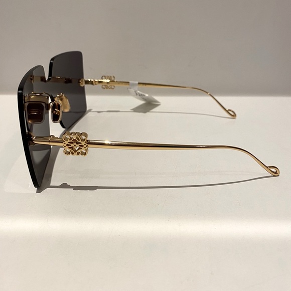 Brand new LOEWE Oversized Monogram Oblique Square Rimless Sunglasses - Picture 3 of 6